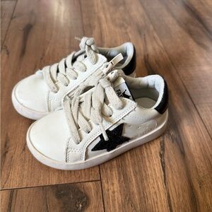 Kids White and Black Star Sneakers